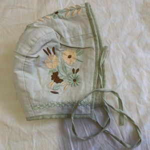 Apolina sherpa lined bonnet